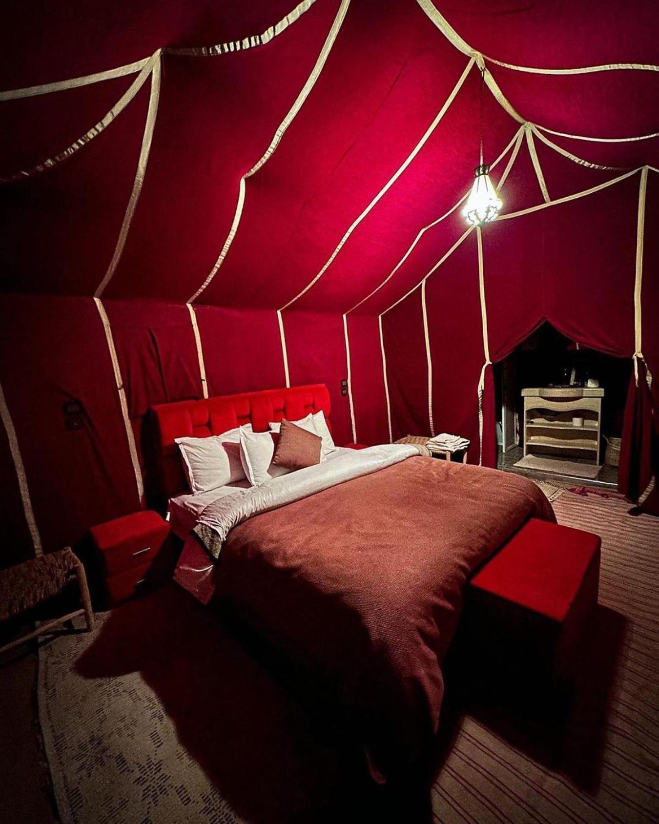 Merzouga Berbers Luxury Camp Exterior photo